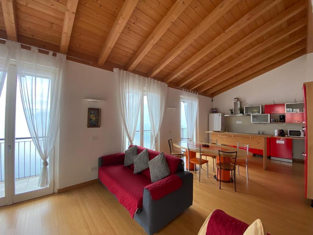 Luxury Penthouse With Big Terrace Lejlighed Argegno Eksteriør billede